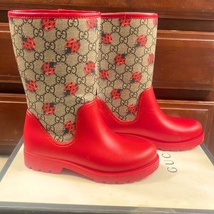 AUTHENTIC GUCCI rain boots with Lady bug design.